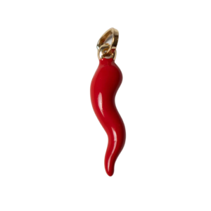 18k Italian Red Horn Pendant – Timeless Sophistication and Tradition